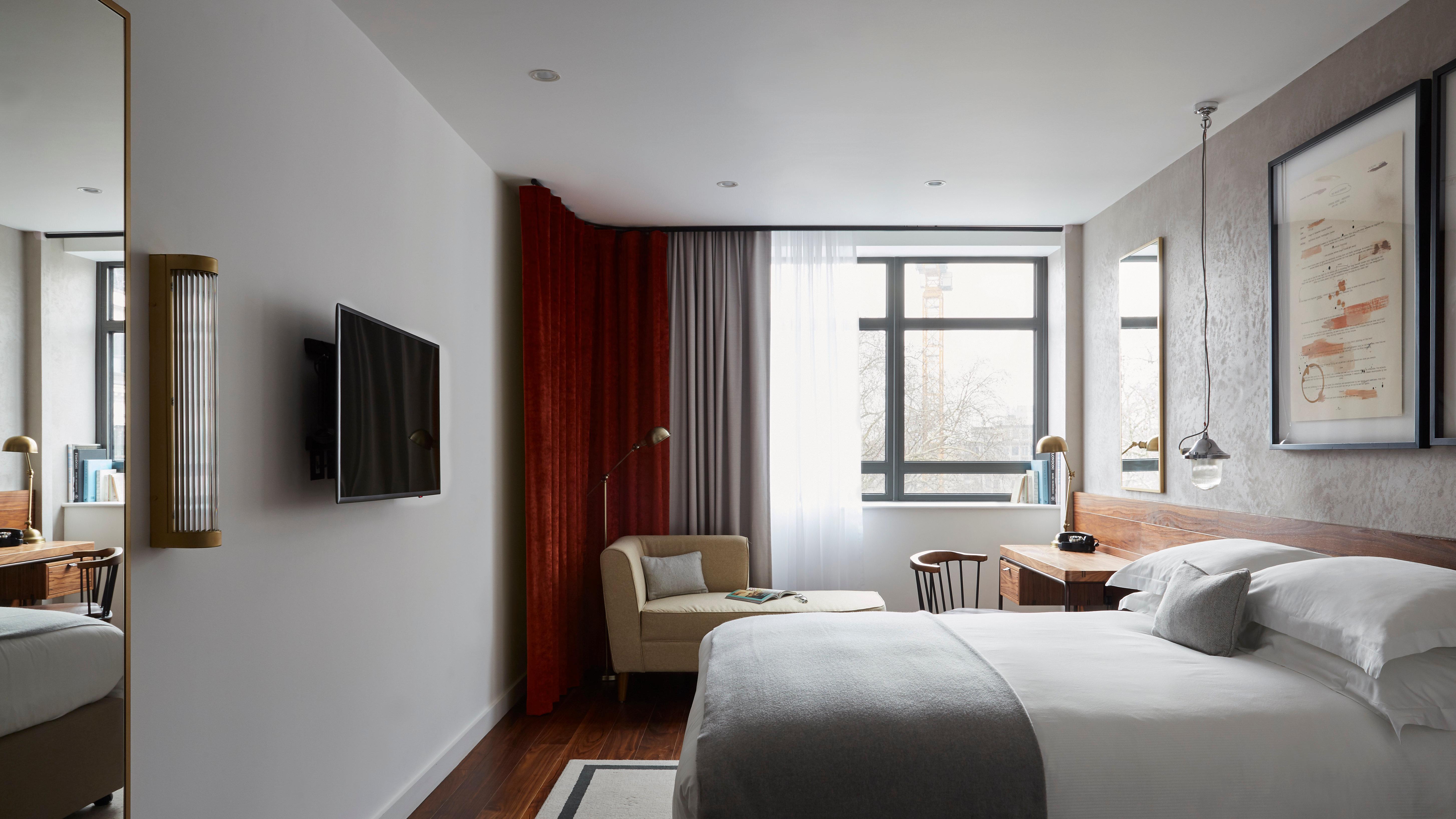 Hotel Indigo London - 1 Leicester Square By Ihg Екстериор снимка