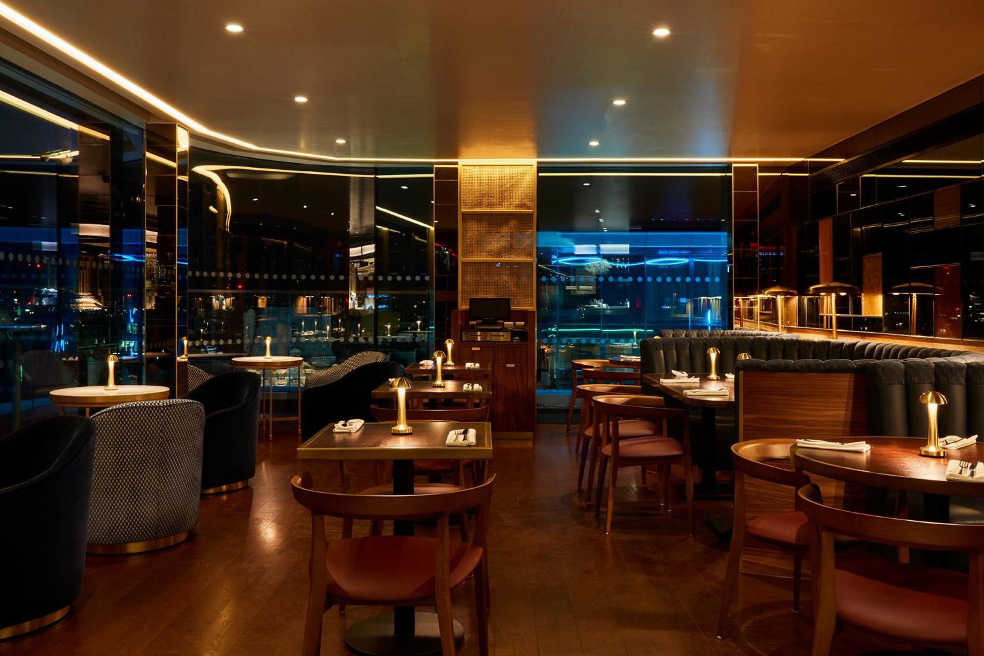 Hotel Indigo London - 1 Leicester Square By Ihg Екстериор снимка
